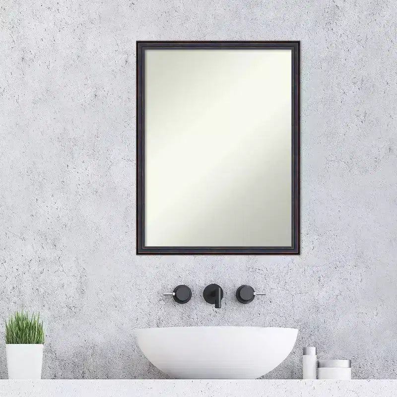 Specchio da parete rettangolare – Cornice in legno bronzo scuro, 49,5 cm x 64,8 cm