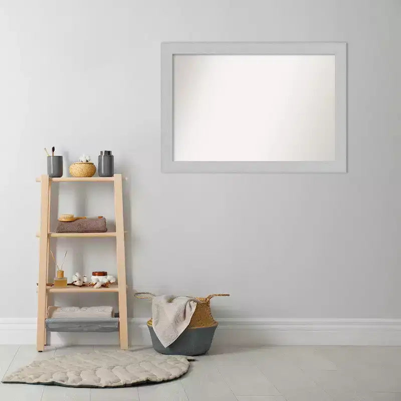 Specchio da parete per bagno con cornice in legno shiplap, 40 x 28 pollici