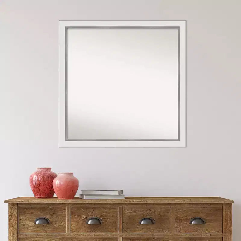 Specchio da parete quadrato con cornice stretta bianca e argentata 29" x 29"