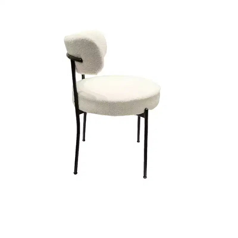 Set di 4 sedie da pranzo imbottite con gambe in metallo
