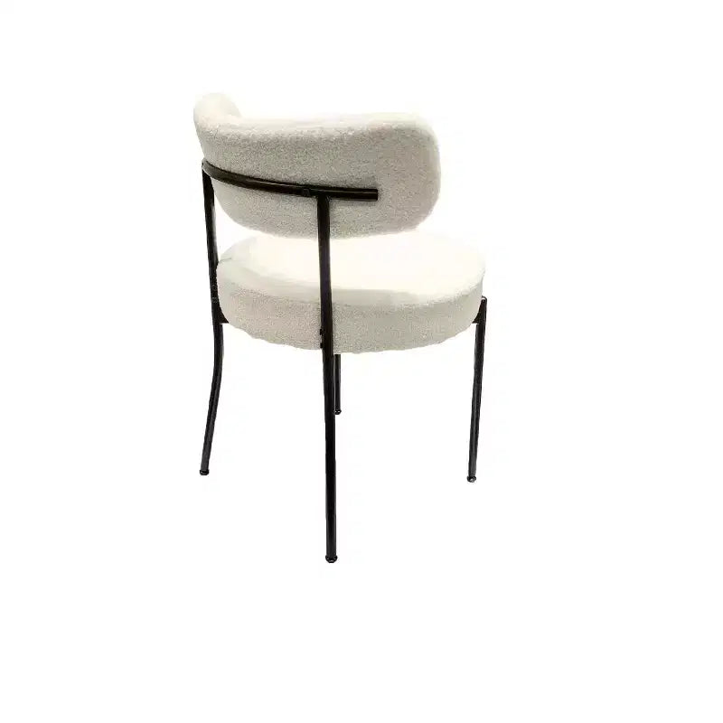Set di 4 sedie da pranzo imbottite con gambe in metallo