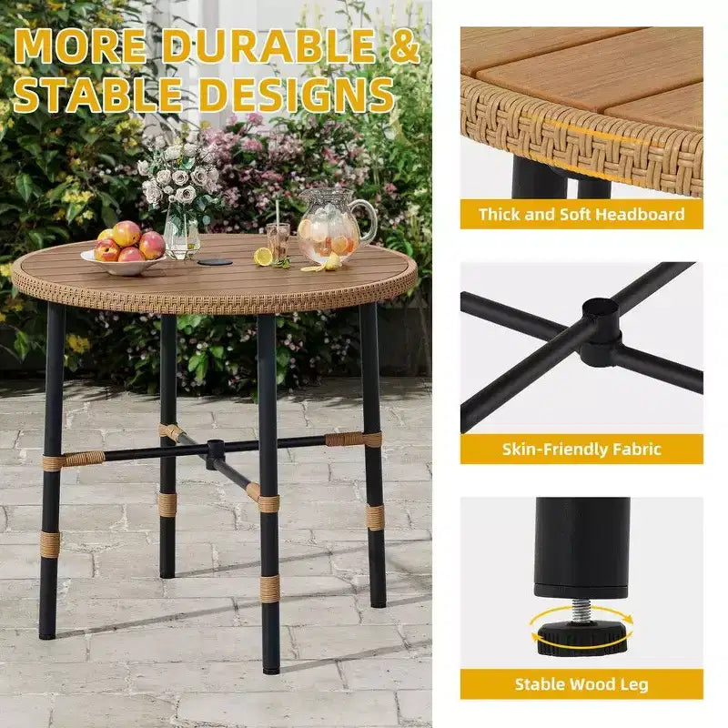 Tavolo da pranzo rotondo in rattan per esterni con foro per ombrellone
