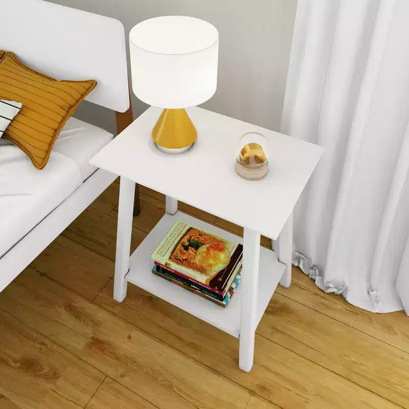 Comodino moderno di metà secolo in legno massello