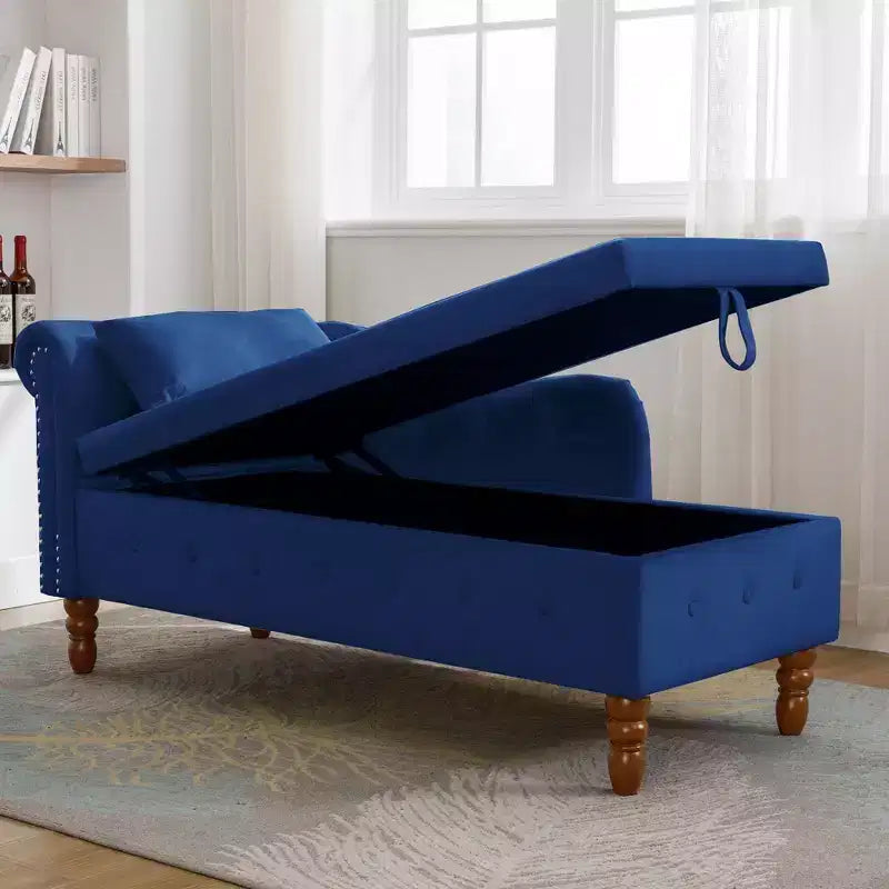 Chaise longue in velluto con contenitore e borchie decorative