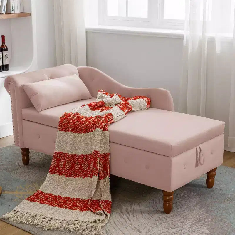 Chaise longue in velluto con contenitore e borchie decorative